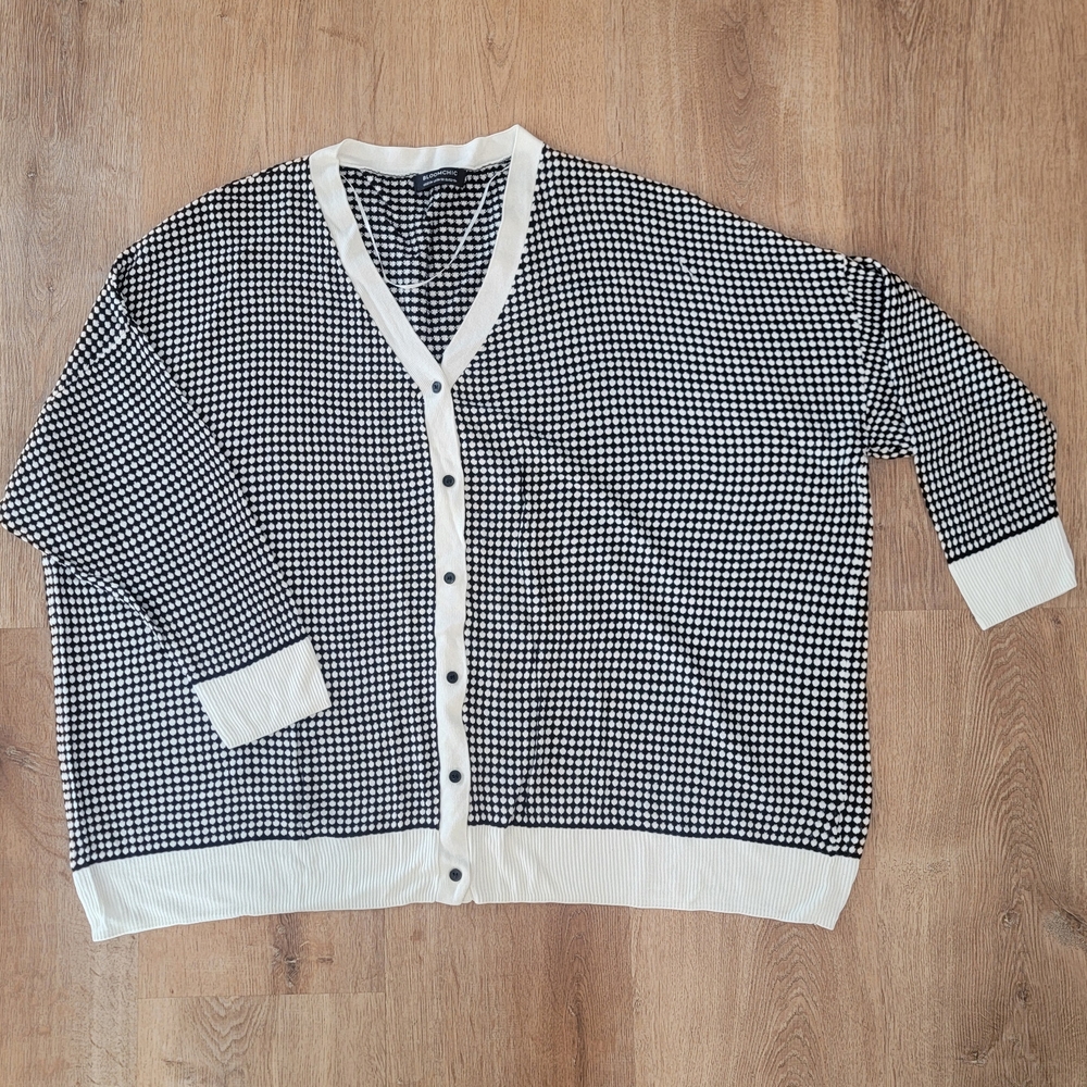 BloomChic Monochrome Knit Cardigan